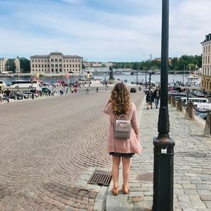 EUC convertible gray purse